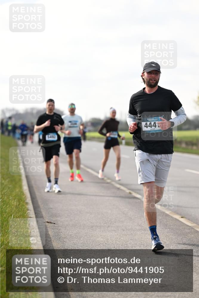 12.04.2026 - 45. Internationalen Wilhelmsburger Insellauf Dr. Thomas Lammeyer http://msf.ph/oto/9441905 12.04.2026 10:09:40 Laufen 444 meine-sportfotos.de