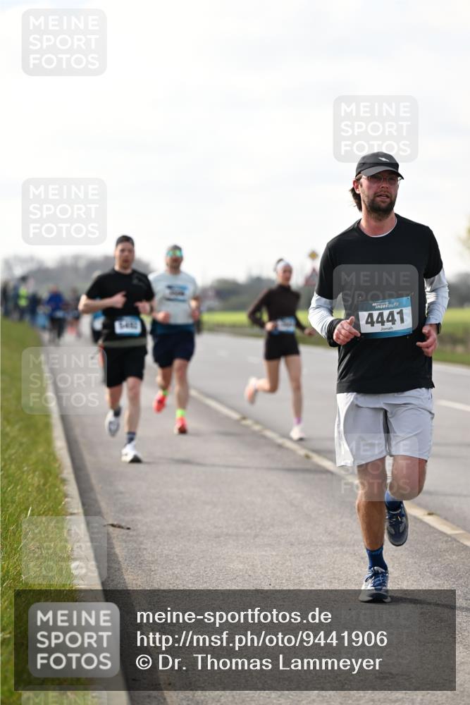 12.04.2026 - 45. Internationalen Wilhelmsburger Insellauf Dr. Thomas Lammeyer http://msf.ph/oto/9441906 12.04.2026 10:09:40 Laufen 3, 430, 4441 meine-sportfotos.de