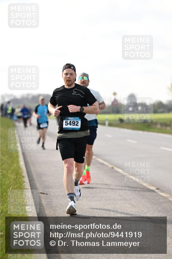 12.04.2026 - 45. Internationalen Wilhelmsburger Insellauf Dr. Thomas Lammeyer http://msf.ph/oto/9441919 12.04.2026 10:09:42 Laufen 5492 meine-sportfotos.de