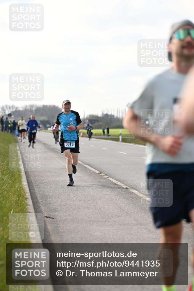 12.04.2026 - 45. Internationalen Wilhelmsburger Insellauf Dr. Thomas Lammeyer http://msf.ph/oto/9441935 12.04.2026 10:09:45 Laufen 3613 meine-sportfotos.de