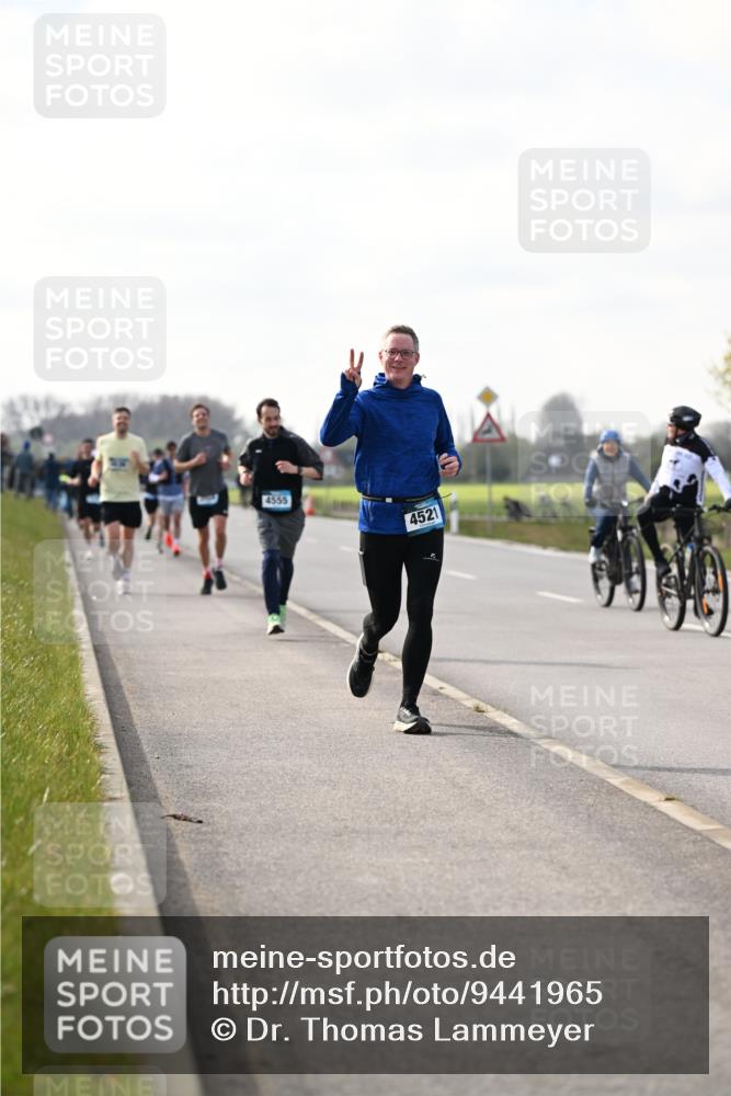 12.04.2026 - 45. Internationalen Wilhelmsburger Insellauf Dr. Thomas Lammeyer http://msf.ph/oto/9441965 12.04.2026 10:09:55 Laufen 4555, 4521 meine-sportfotos.de