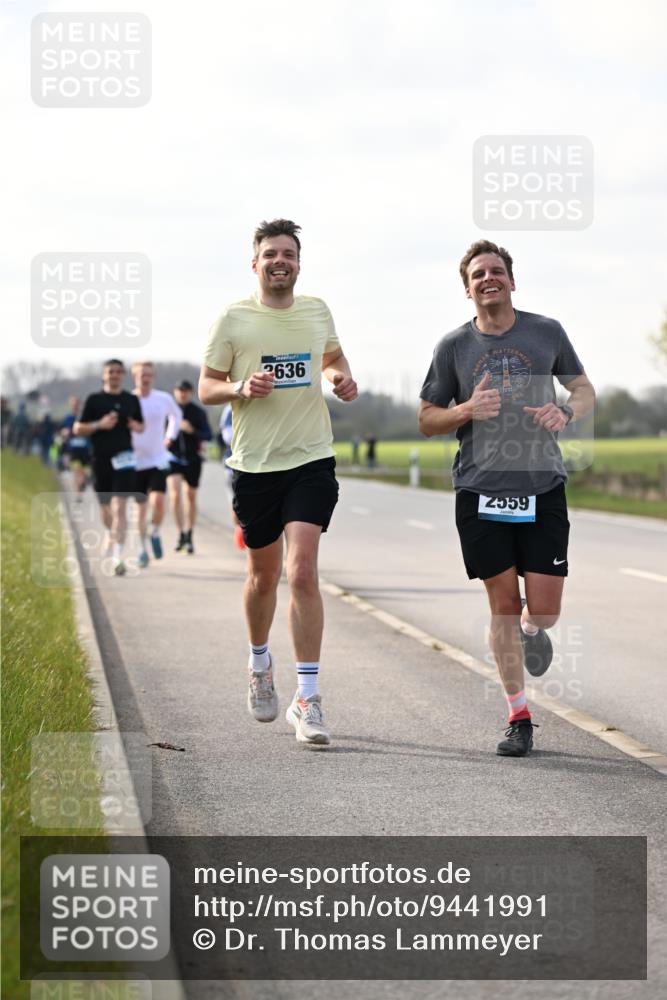 12.04.2026 - 45. Internationalen Wilhelmsburger Insellauf Dr. Thomas Lammeyer http://msf.ph/oto/9441991 12.04.2026 10:10:02 Laufen 2636, 2559 meine-sportfotos.de