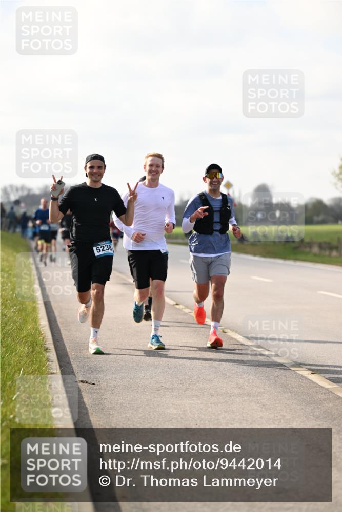 12.04.2026 - 45. Internationalen Wilhelmsburger Insellauf Dr. Thomas Lammeyer http://msf.ph/oto/9442014 12.04.2026 10:10:05 Laufen 5238 meine-sportfotos.de