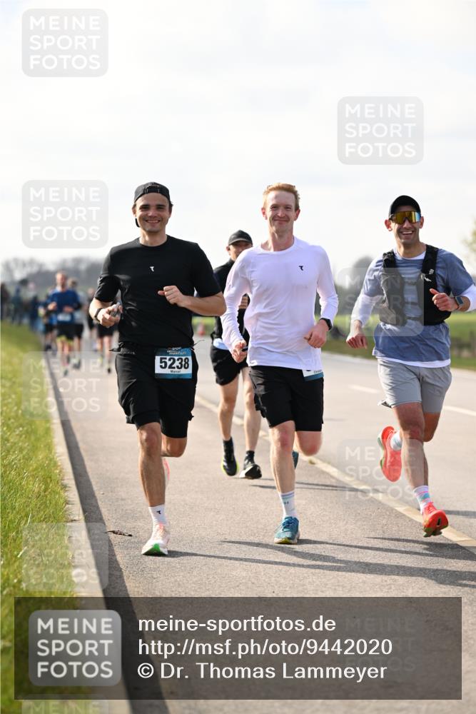 12.04.2026 - 45. Internationalen Wilhelmsburger Insellauf Dr. Thomas Lammeyer http://msf.ph/oto/9442020 12.04.2026 10:10:06 Laufen 5238 meine-sportfotos.de