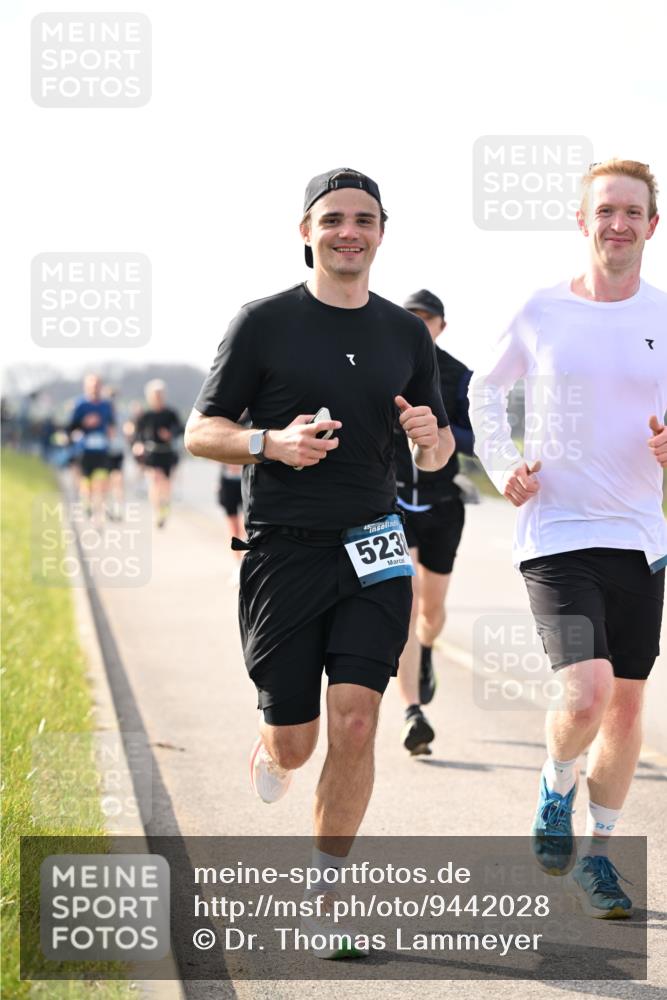 12.04.2026 - 45. Internationalen Wilhelmsburger Insellauf Dr. Thomas Lammeyer http://msf.ph/oto/9442028 12.04.2026 10:10:07 Laufen 523, 92 meine-sportfotos.de