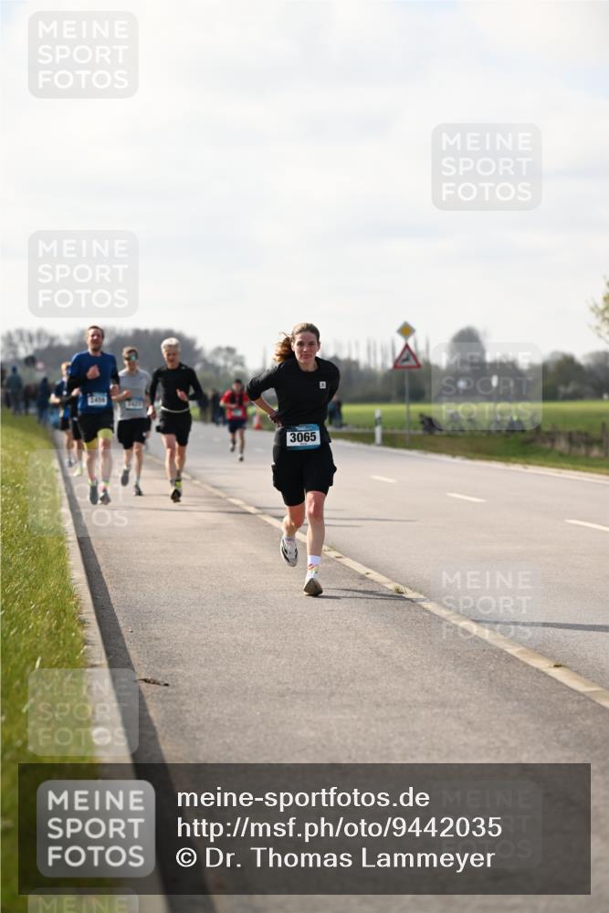 12.04.2026 - 45. Internationalen Wilhelmsburger Insellauf Dr. Thomas Lammeyer http://msf.ph/oto/9442035 12.04.2026 10:10:09 Laufen 3065 meine-sportfotos.de