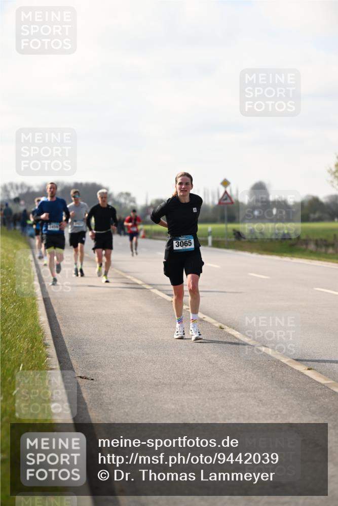 12.04.2026 - 45. Internationalen Wilhelmsburger Insellauf Dr. Thomas Lammeyer http://msf.ph/oto/9442039 12.04.2026 10:10:10 Laufen 3065 meine-sportfotos.de