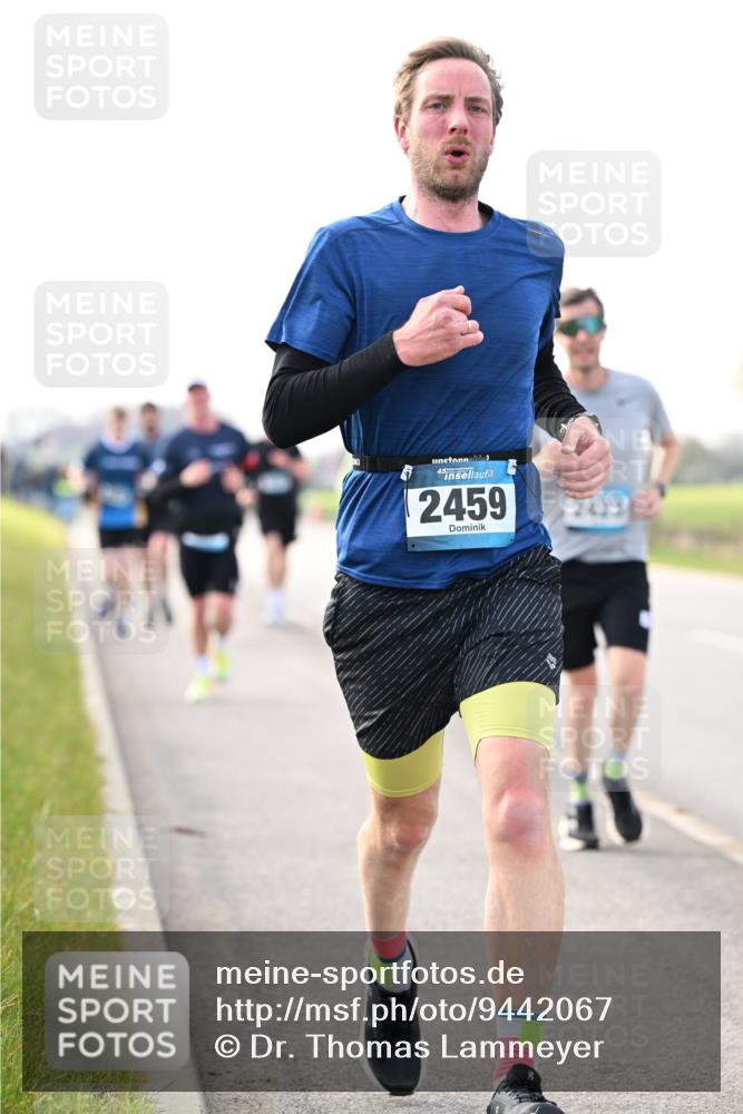 12.04.2026 - 45. Internationalen Wilhelmsburger Insellauf Dr. Thomas Lammeyer http://msf.ph/oto/9442067 12.04.2026 10:10:17 Laufen 45, 2459, 2423 meine-sportfotos.de