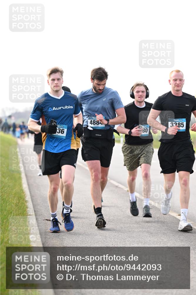 12.04.2026 - 45. Internationalen Wilhelmsburger Insellauf Dr. Thomas Lammeyer http://msf.ph/oto/9442093 12.04.2026 10:10:22 Laufen 36, 4884, 80, 3385 meine-sportfotos.de