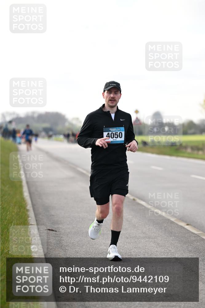 12.04.2026 - 45. Internationalen Wilhelmsburger Insellauf Dr. Thomas Lammeyer http://msf.ph/oto/9442109 12.04.2026 10:10:26 Laufen 4050 meine-sportfotos.de