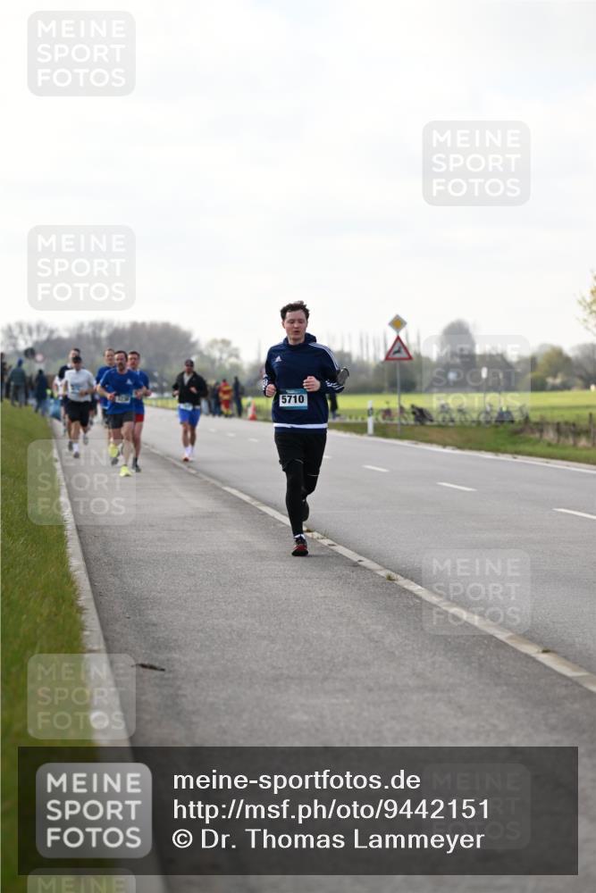 12.04.2026 - 45. Internationalen Wilhelmsburger Insellauf Dr. Thomas Lammeyer http://msf.ph/oto/9442151 12.04.2026 10:10:47 Laufen 5710 meine-sportfotos.de