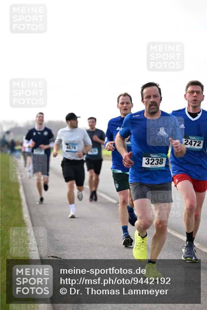 12.04.2026 - 45. Internationalen Wilhelmsburger Insellauf Dr. Thomas Lammeyer http://msf.ph/oto/9442192 12.04.2026 10:10:56 Laufen 3238, 2472 meine-sportfotos.de