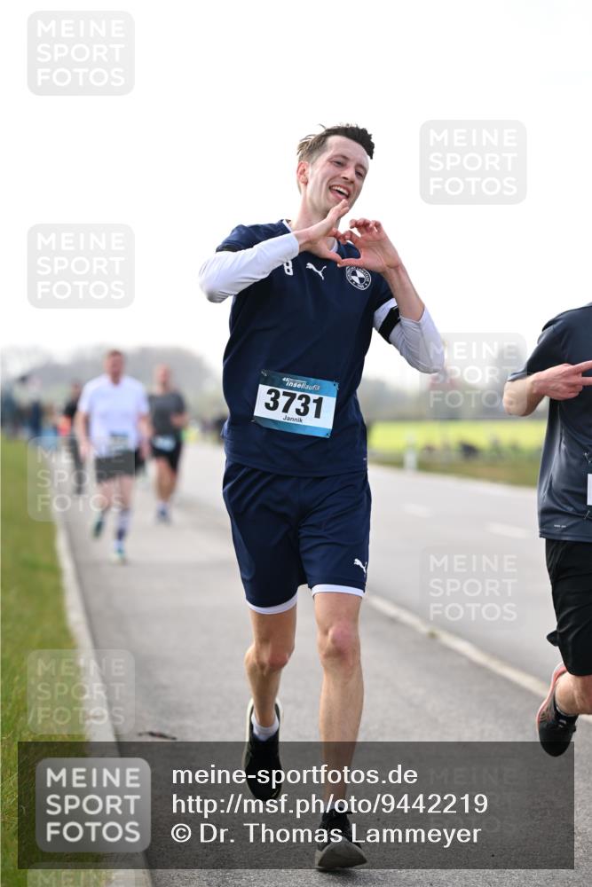 12.04.2026 - 45. Internationalen Wilhelmsburger Insellauf Dr. Thomas Lammeyer http://msf.ph/oto/9442219 12.04.2026 10:11:01 Laufen 45, 3731 meine-sportfotos.de