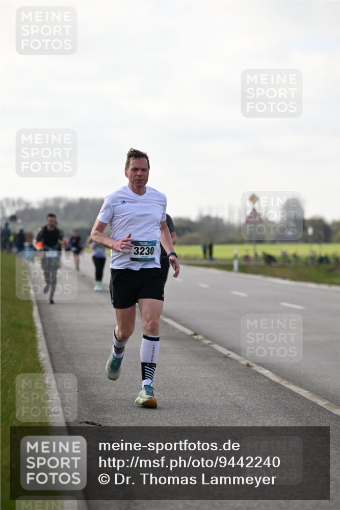 12.04.2026 - 45. Internationalen Wilhelmsburger Insellauf Dr. Thomas Lammeyer http://msf.ph/oto/9442240 12.04.2026 10:11:05 Laufen 3230 meine-sportfotos.de