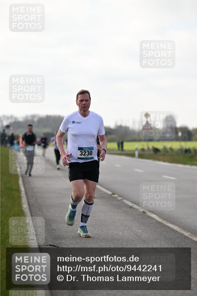 12.04.2026 - 45. Internationalen Wilhelmsburger Insellauf Dr. Thomas Lammeyer http://msf.ph/oto/9442241 12.04.2026 10:11:05 Laufen 3230 meine-sportfotos.de