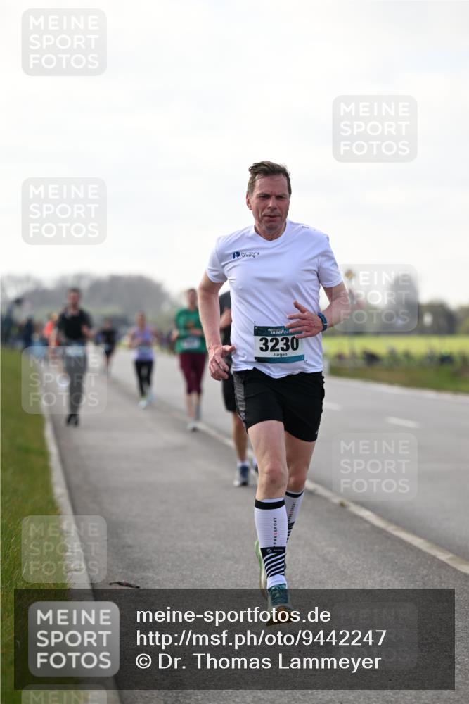 12.04.2026 - 45. Internationalen Wilhelmsburger Insellauf Dr. Thomas Lammeyer http://msf.ph/oto/9442247 12.04.2026 10:11:05 Laufen 3230 meine-sportfotos.de