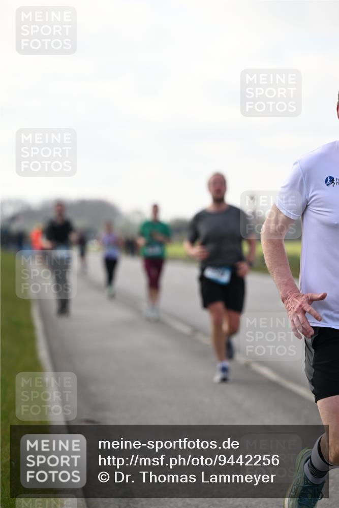 12.04.2026 - 45. Internationalen Wilhelmsburger Insellauf Dr. Thomas Lammeyer http://msf.ph/oto/9442256 12.04.2026 10:11:07 Laufen  meine-sportfotos.de