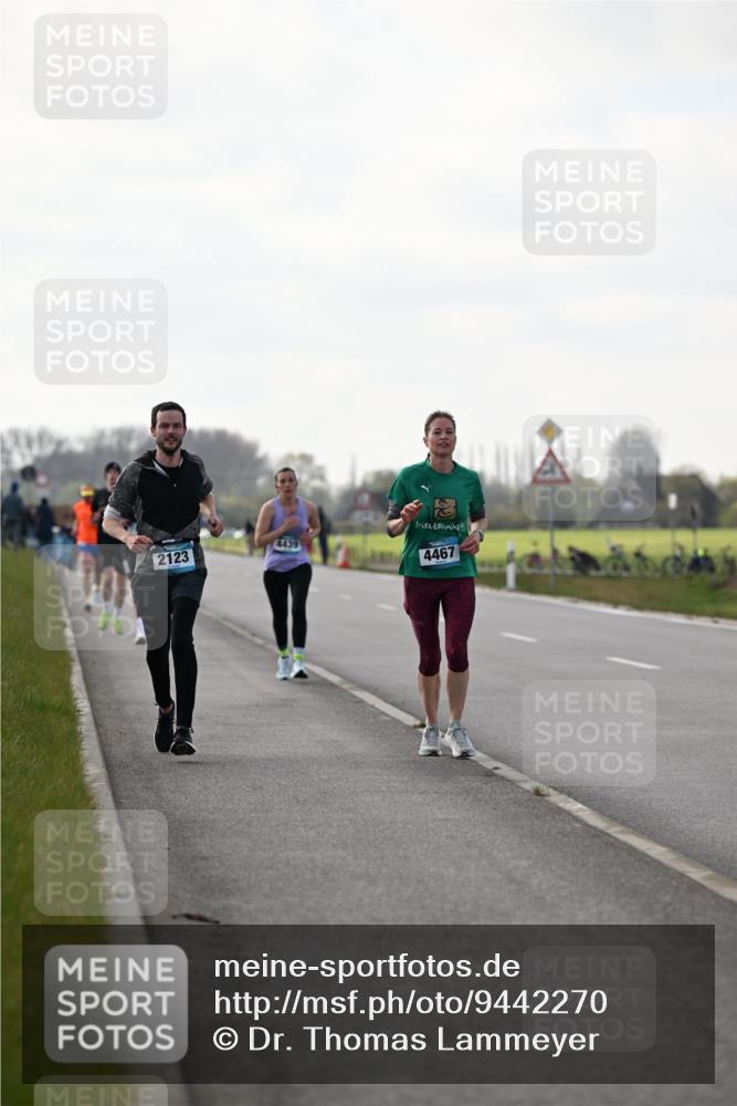 12.04.2026 - 45. Internationalen Wilhelmsburger Insellauf Dr. Thomas Lammeyer http://msf.ph/oto/9442270 12.04.2026 10:11:09 Laufen 2123, 4467 meine-sportfotos.de