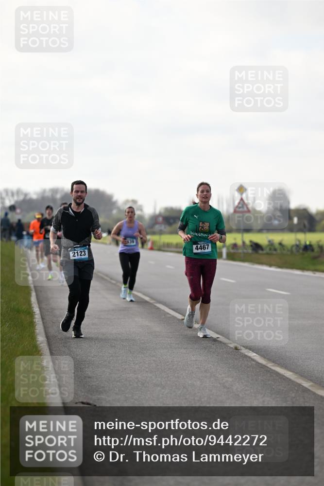 12.04.2026 - 45. Internationalen Wilhelmsburger Insellauf Dr. Thomas Lammeyer http://msf.ph/oto/9442272 12.04.2026 10:11:09 Laufen 2123, 4467 meine-sportfotos.de