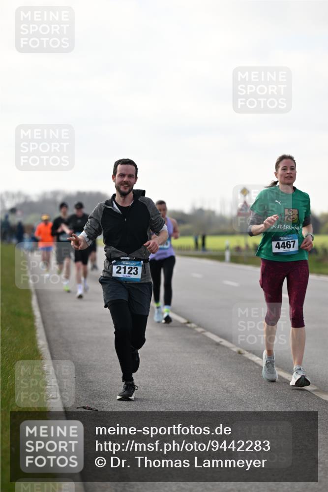 12.04.2026 - 45. Internationalen Wilhelmsburger Insellauf Dr. Thomas Lammeyer http://msf.ph/oto/9442283 12.04.2026 10:11:11 Laufen 2123, 4467 meine-sportfotos.de