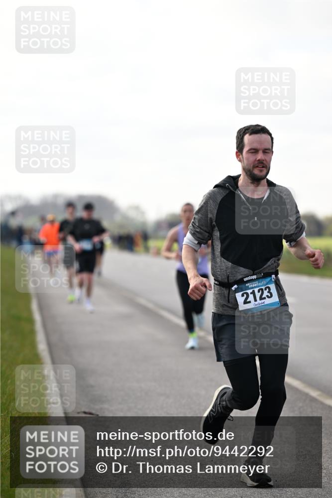 12.04.2026 - 45. Internationalen Wilhelmsburger Insellauf Dr. Thomas Lammeyer http://msf.ph/oto/9442292 12.04.2026 10:11:12 Laufen 2123 meine-sportfotos.de