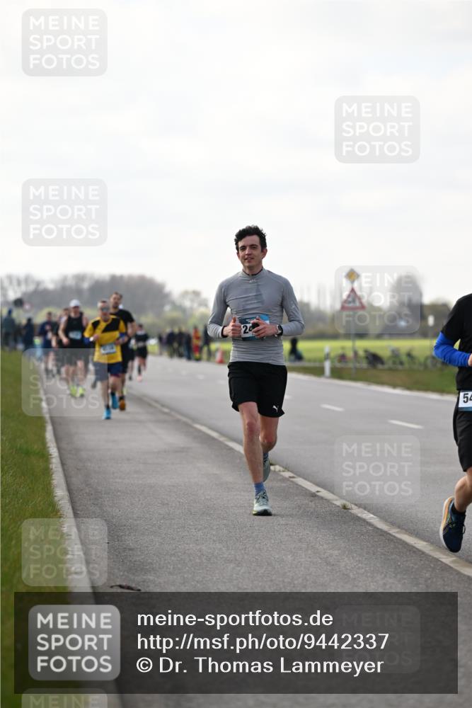 12.04.2026 - 45. Internationalen Wilhelmsburger Insellauf Dr. Thomas Lammeyer http://msf.ph/oto/9442337 12.04.2026 10:11:26 Laufen 54 meine-sportfotos.de