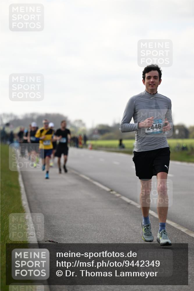 12.04.2026 - 45. Internationalen Wilhelmsburger Insellauf Dr. Thomas Lammeyer http://msf.ph/oto/9442349 12.04.2026 10:11:28 Laufen 2446 meine-sportfotos.de