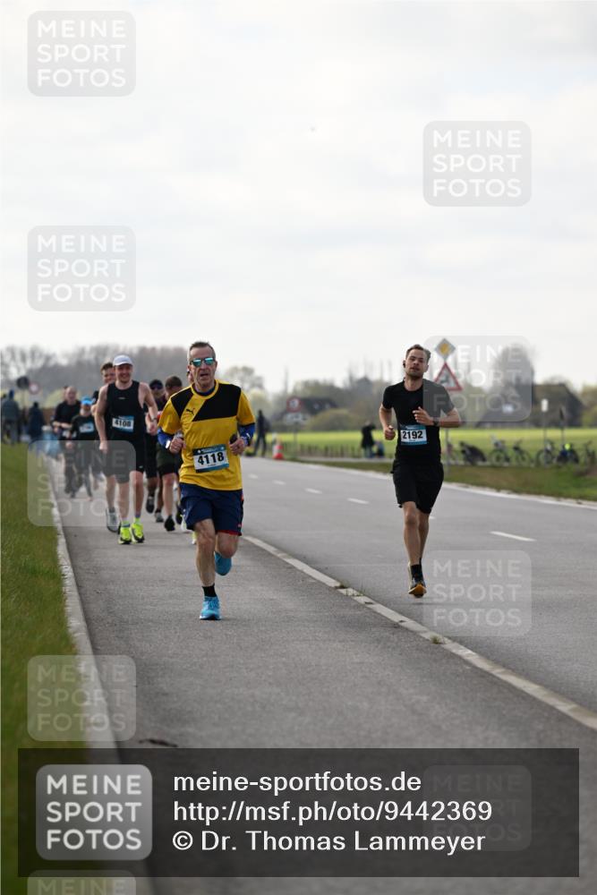 12.04.2026 - 45. Internationalen Wilhelmsburger Insellauf Dr. Thomas Lammeyer http://msf.ph/oto/9442369 12.04.2026 10:11:32 Laufen 4108, 4118, 2192 meine-sportfotos.de