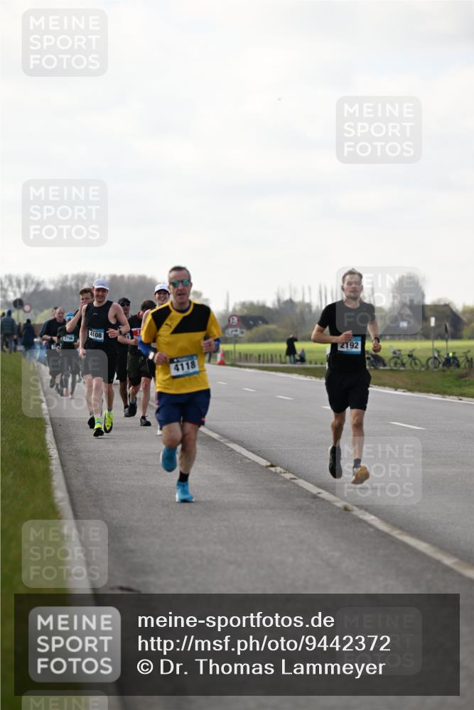 12.04.2026 - 45. Internationalen Wilhelmsburger Insellauf Dr. Thomas Lammeyer http://msf.ph/oto/9442372 12.04.2026 10:11:32 Laufen 4108, 2192, 4118 meine-sportfotos.de