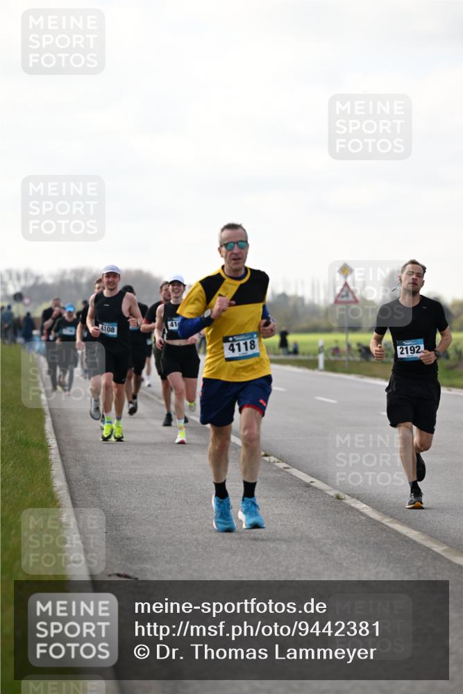 12.04.2026 - 45. Internationalen Wilhelmsburger Insellauf Dr. Thomas Lammeyer http://msf.ph/oto/9442381 12.04.2026 10:11:33 Laufen 4108, 41, 4118, 2192 meine-sportfotos.de