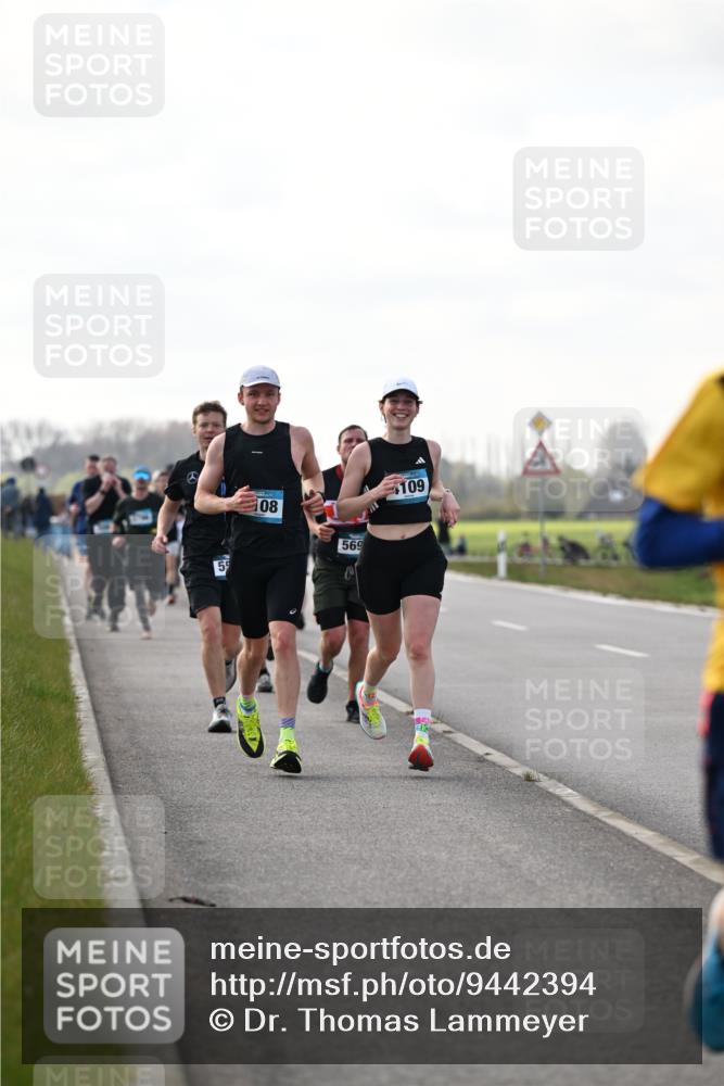 12.04.2026 - 45. Internationalen Wilhelmsburger Insellauf Dr. Thomas Lammeyer http://msf.ph/oto/9442394 12.04.2026 10:11:36 Laufen 55, 108, 569, 109 meine-sportfotos.de