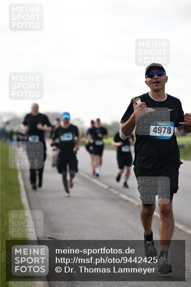 12.04.2026 - 45. Internationalen Wilhelmsburger Insellauf Dr. Thomas Lammeyer http://msf.ph/oto/9442425 12.04.2026 10:11:41 Laufen 4978 meine-sportfotos.de