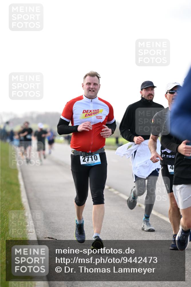 12.04.2026 - 45. Internationalen Wilhelmsburger Insellauf Dr. Thomas Lammeyer http://msf.ph/oto/9442473 12.04.2026 10:11:49 Laufen 2710, 4 meine-sportfotos.de