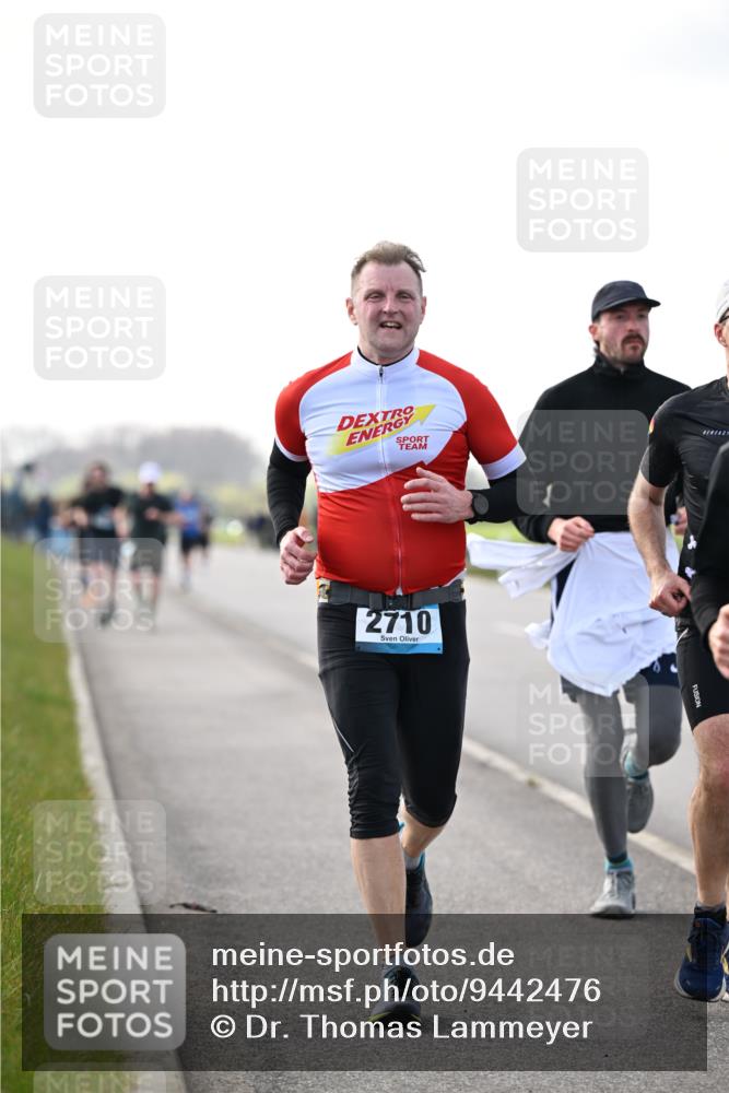 12.04.2026 - 45. Internationalen Wilhelmsburger Insellauf Dr. Thomas Lammeyer http://msf.ph/oto/9442476 12.04.2026 10:11:49 Laufen 2710 meine-sportfotos.de
