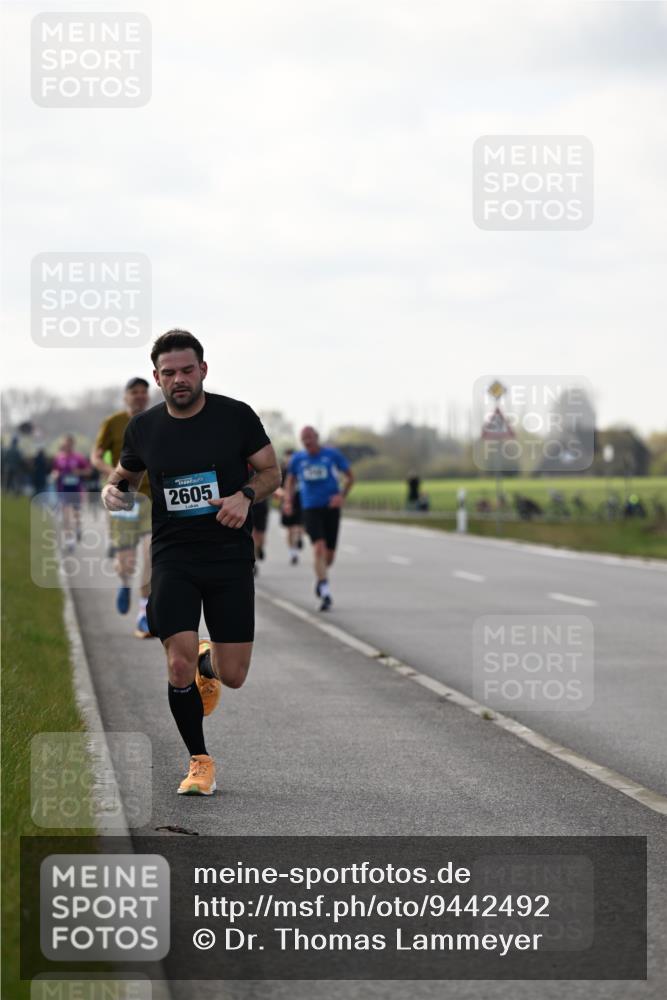 12.04.2026 - 45. Internationalen Wilhelmsburger Insellauf Dr. Thomas Lammeyer http://msf.ph/oto/9442492 12.04.2026 10:12:02 Laufen 2605 meine-sportfotos.de