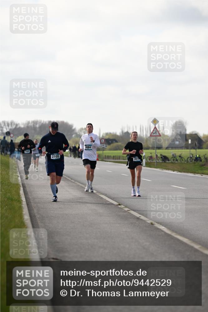 12.04.2026 - 45. Internationalen Wilhelmsburger Insellauf Dr. Thomas Lammeyer http://msf.ph/oto/9442529 12.04.2026 10:12:19 Laufen 2485, 2105, 3084, 351 meine-sportfotos.de