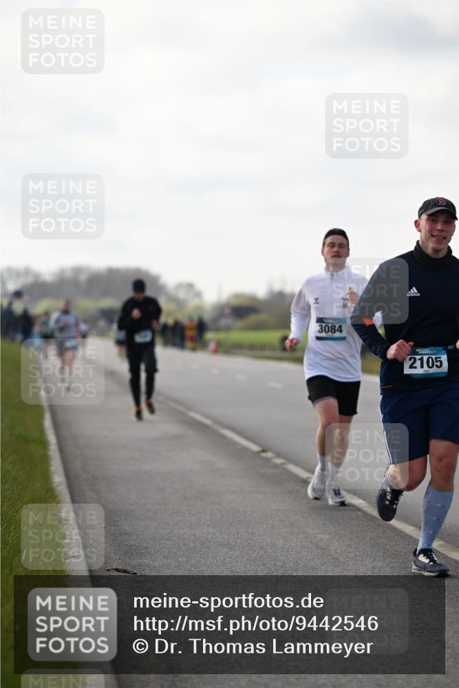 12.04.2026 - 45. Internationalen Wilhelmsburger Insellauf Dr. Thomas Lammeyer http://msf.ph/oto/9442546 12.04.2026 10:12:23 Laufen 3084, 2105 meine-sportfotos.de