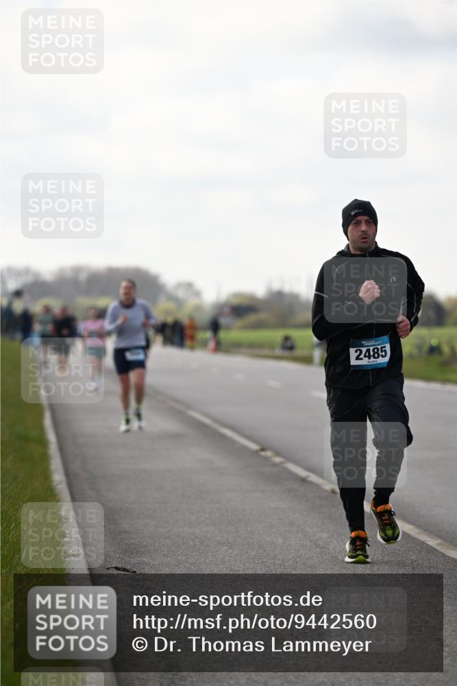 12.04.2026 - 45. Internationalen Wilhelmsburger Insellauf Dr. Thomas Lammeyer http://msf.ph/oto/9442560 12.04.2026 10:12:29 Laufen 2485 meine-sportfotos.de