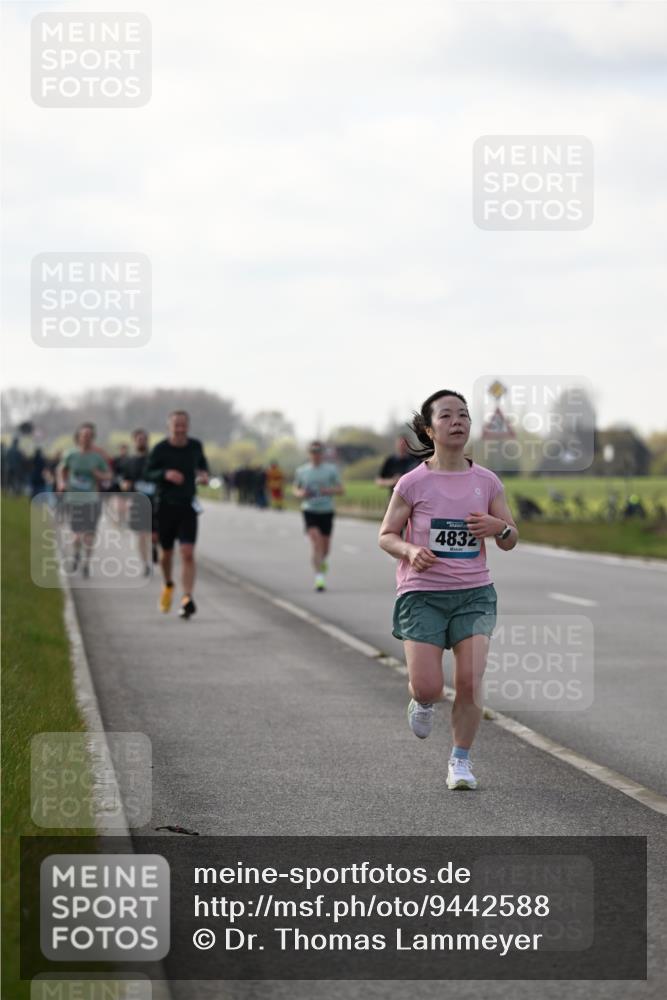 12.04.2026 - 45. Internationalen Wilhelmsburger Insellauf Dr. Thomas Lammeyer http://msf.ph/oto/9442588 12.04.2026 10:12:38 Laufen 4832 meine-sportfotos.de