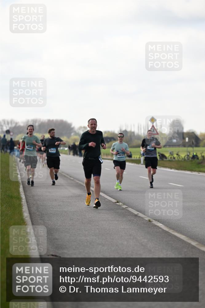 12.04.2026 - 45. Internationalen Wilhelmsburger Insellauf Dr. Thomas Lammeyer http://msf.ph/oto/9442593 12.04.2026 10:12:41 Laufen 5405, 3043, 4833, 2020 meine-sportfotos.de