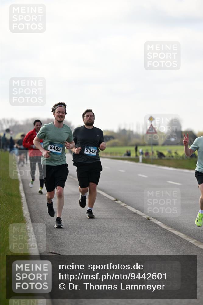 12.04.2026 - 45. Internationalen Wilhelmsburger Insellauf Dr. Thomas Lammeyer http://msf.ph/oto/9442601 12.04.2026 10:12:46 Laufen 3043, 5405 meine-sportfotos.de