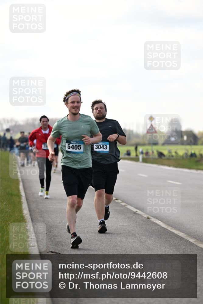 12.04.2026 - 45. Internationalen Wilhelmsburger Insellauf Dr. Thomas Lammeyer http://msf.ph/oto/9442608 12.04.2026 10:12:47 Laufen 5405, 3043 meine-sportfotos.de
