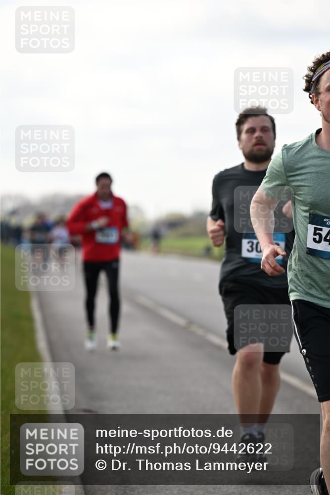12.04.2026 - 45. Internationalen Wilhelmsburger Insellauf Dr. Thomas Lammeyer http://msf.ph/oto/9442622 12.04.2026 10:12:49 Laufen 30, 45, 54 meine-sportfotos.de