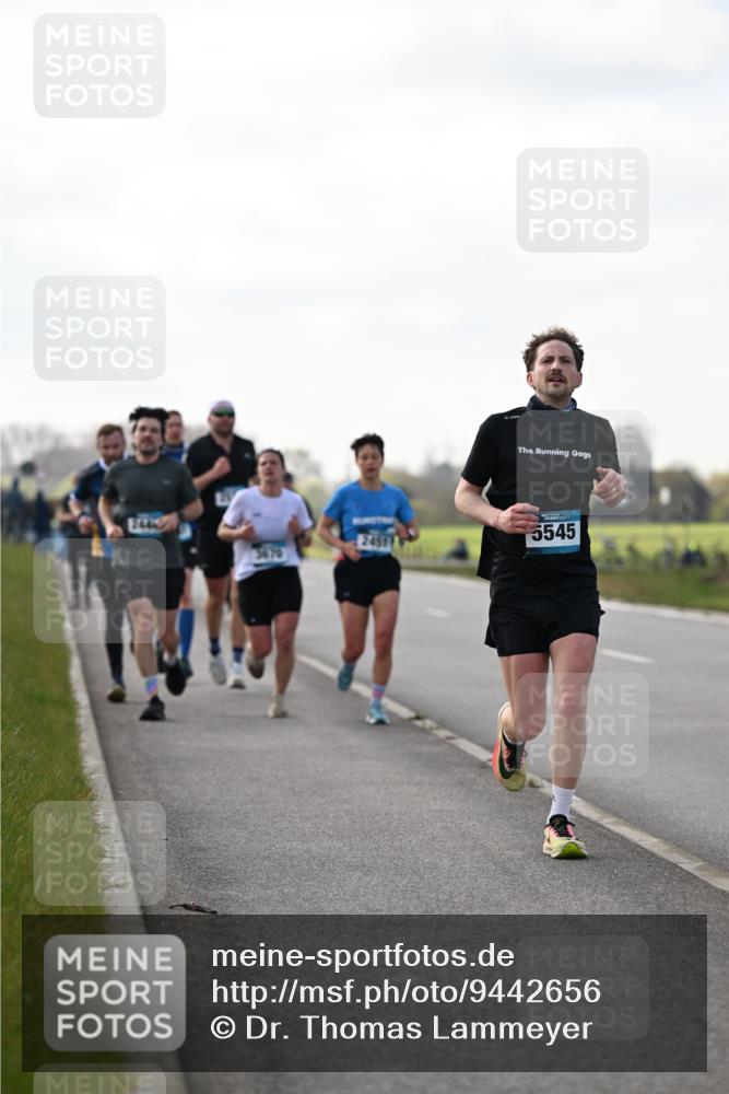 12.04.2026 - 45. Internationalen Wilhelmsburger Insellauf Dr. Thomas Lammeyer http://msf.ph/oto/9442656 12.04.2026 10:12:58 Laufen 5545 meine-sportfotos.de