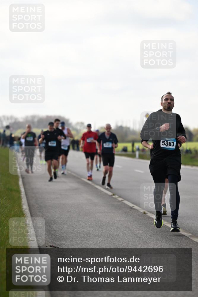 12.04.2026 - 45. Internationalen Wilhelmsburger Insellauf Dr. Thomas Lammeyer http://msf.ph/oto/9442696 12.04.2026 10:13:06 Laufen 5363 meine-sportfotos.de