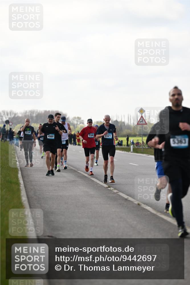 12.04.2026 - 45. Internationalen Wilhelmsburger Insellauf Dr. Thomas Lammeyer http://msf.ph/oto/9442697 12.04.2026 10:13:06 Laufen 3144, 4980, 156, 5289, 5521, 5363 meine-sportfotos.de
