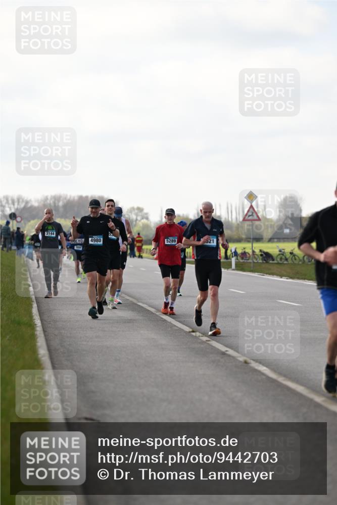 12.04.2026 - 45. Internationalen Wilhelmsburger Insellauf Dr. Thomas Lammeyer http://msf.ph/oto/9442703 12.04.2026 10:13:07 Laufen 3144, 3894, 4980, 5289, 521 meine-sportfotos.de