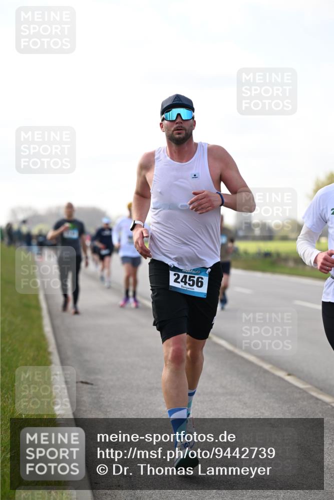 12.04.2026 - 45. Internationalen Wilhelmsburger Insellauf Dr. Thomas Lammeyer http://msf.ph/oto/9442739 12.04.2026 10:13:15 Laufen 2456 meine-sportfotos.de