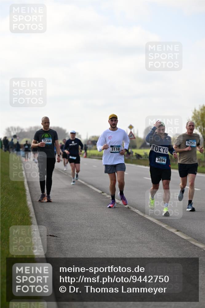 12.04.2026 - 45. Internationalen Wilhelmsburger Insellauf Dr. Thomas Lammeyer http://msf.ph/oto/9442750 12.04.2026 10:13:18 Laufen 3144, 3110, 3894, 5251 meine-sportfotos.de