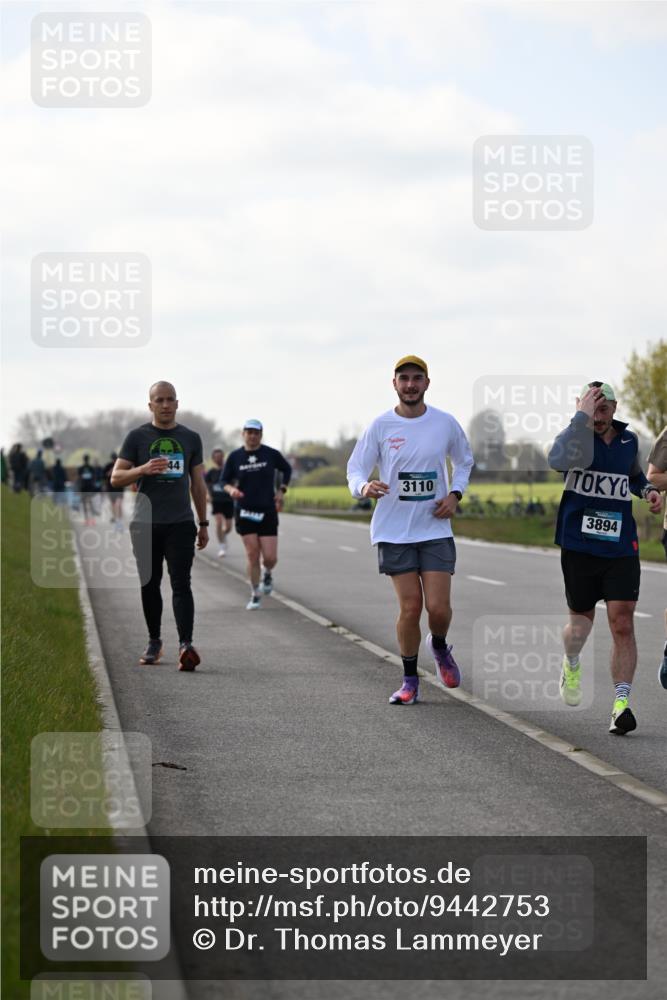 12.04.2026 - 45. Internationalen Wilhelmsburger Insellauf Dr. Thomas Lammeyer http://msf.ph/oto/9442753 12.04.2026 10:13:19 Laufen 44, 3110, 3894 meine-sportfotos.de